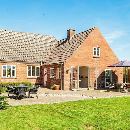 펜션 Charming Village Retreat Ulfborg